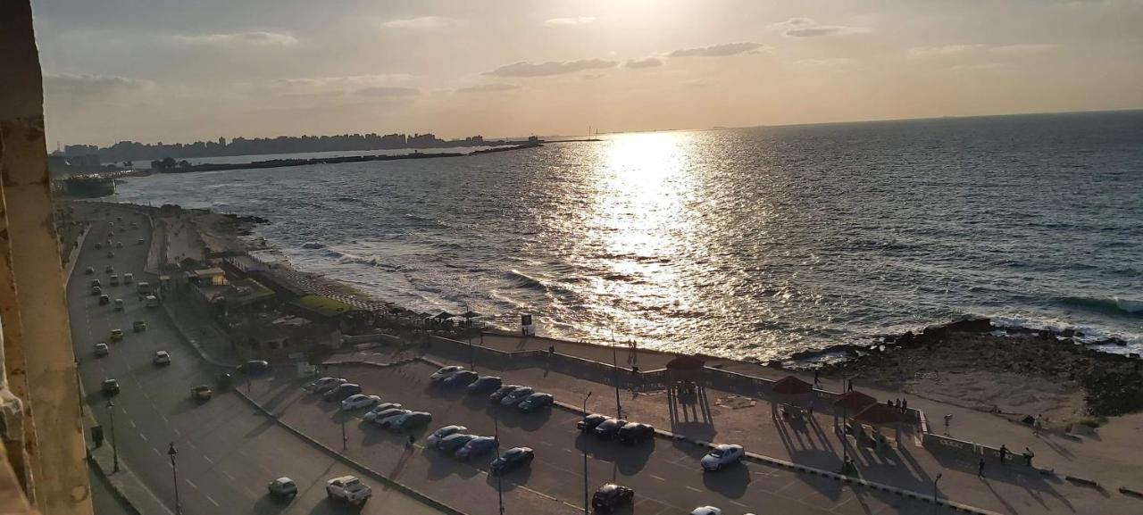 Hyat Hostel & Suites Alexandria Luaran gambar